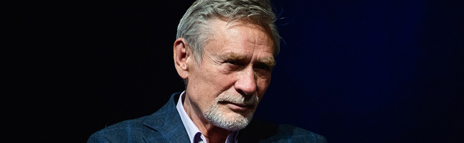 Александр Михайлов