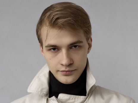 Динис Громаков