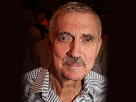Евгений Киндинов
